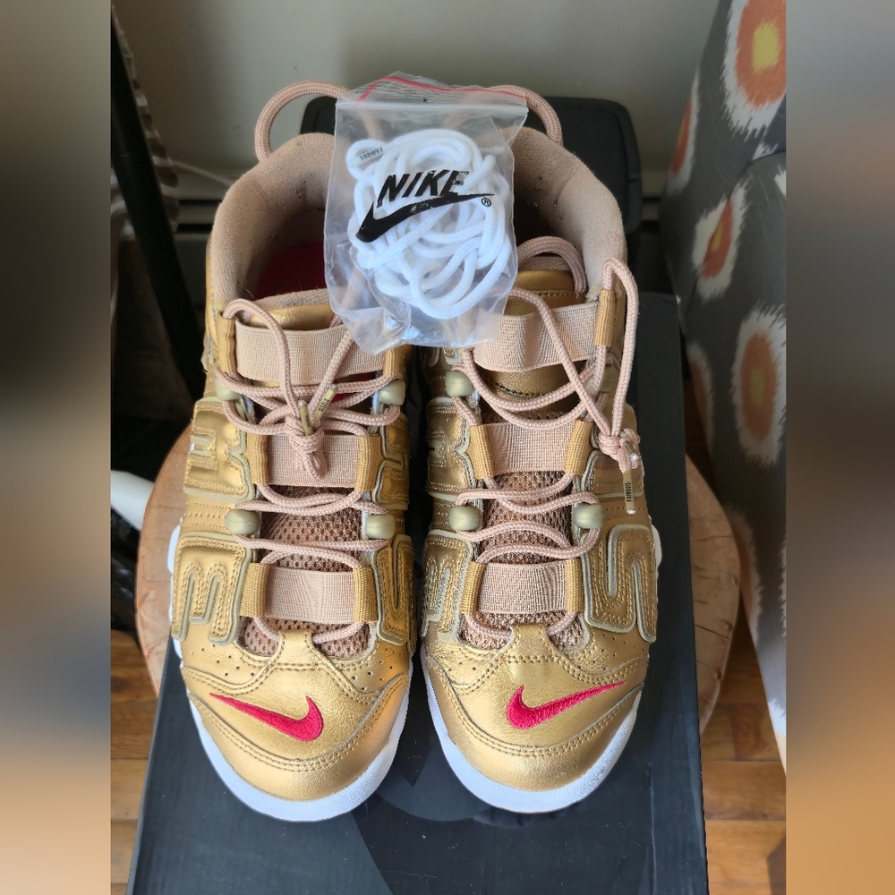 Supreme x Nike Air More Uptempo